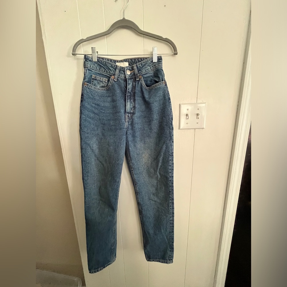 H&M jeans size 2